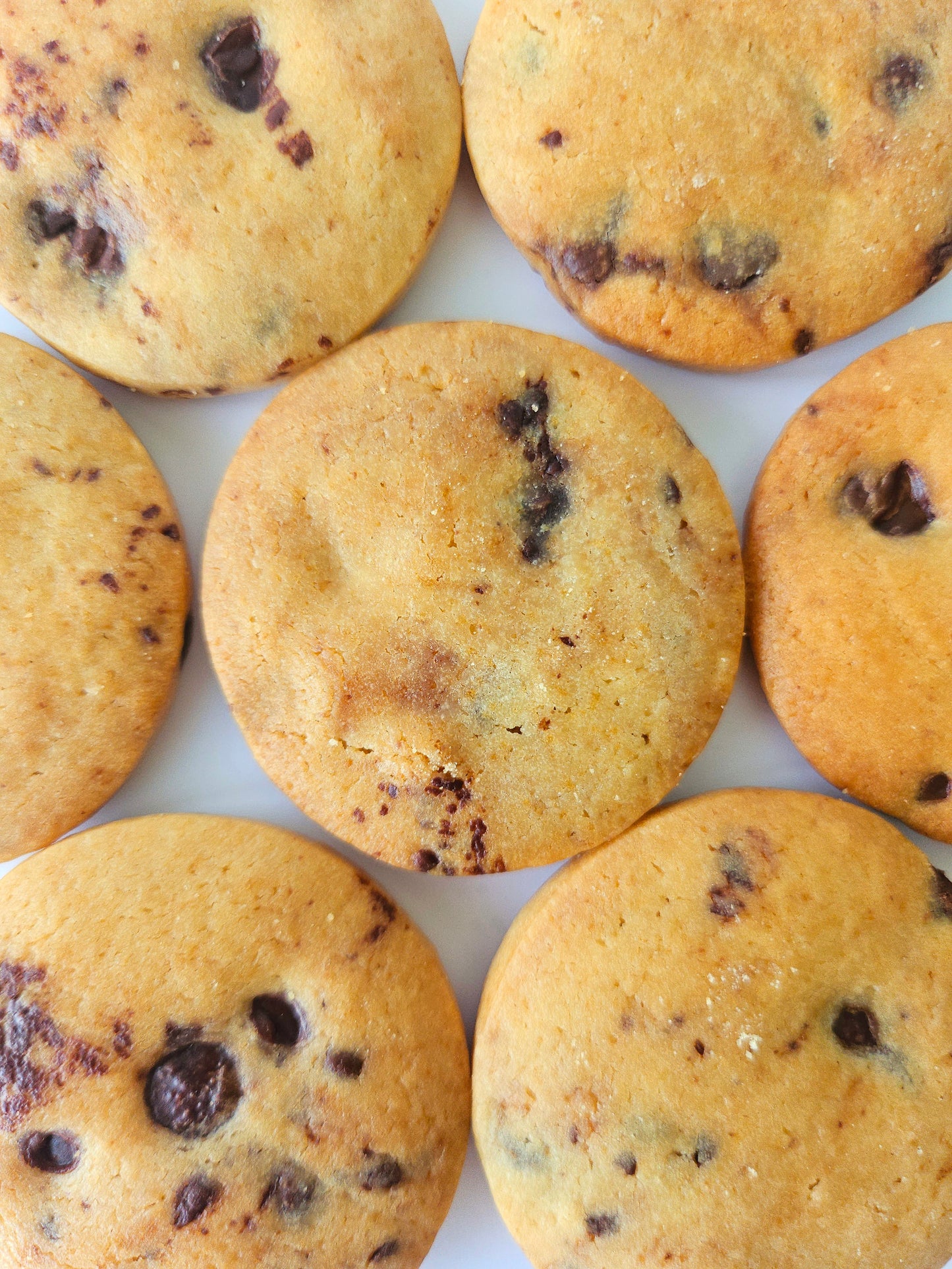 Choc' Chip Scorched Butter Cookies